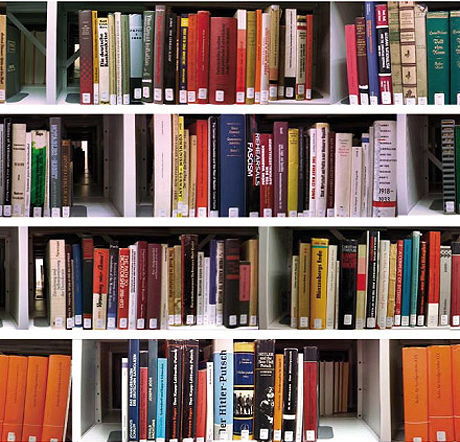 en_urielorlow_housedmemory-2